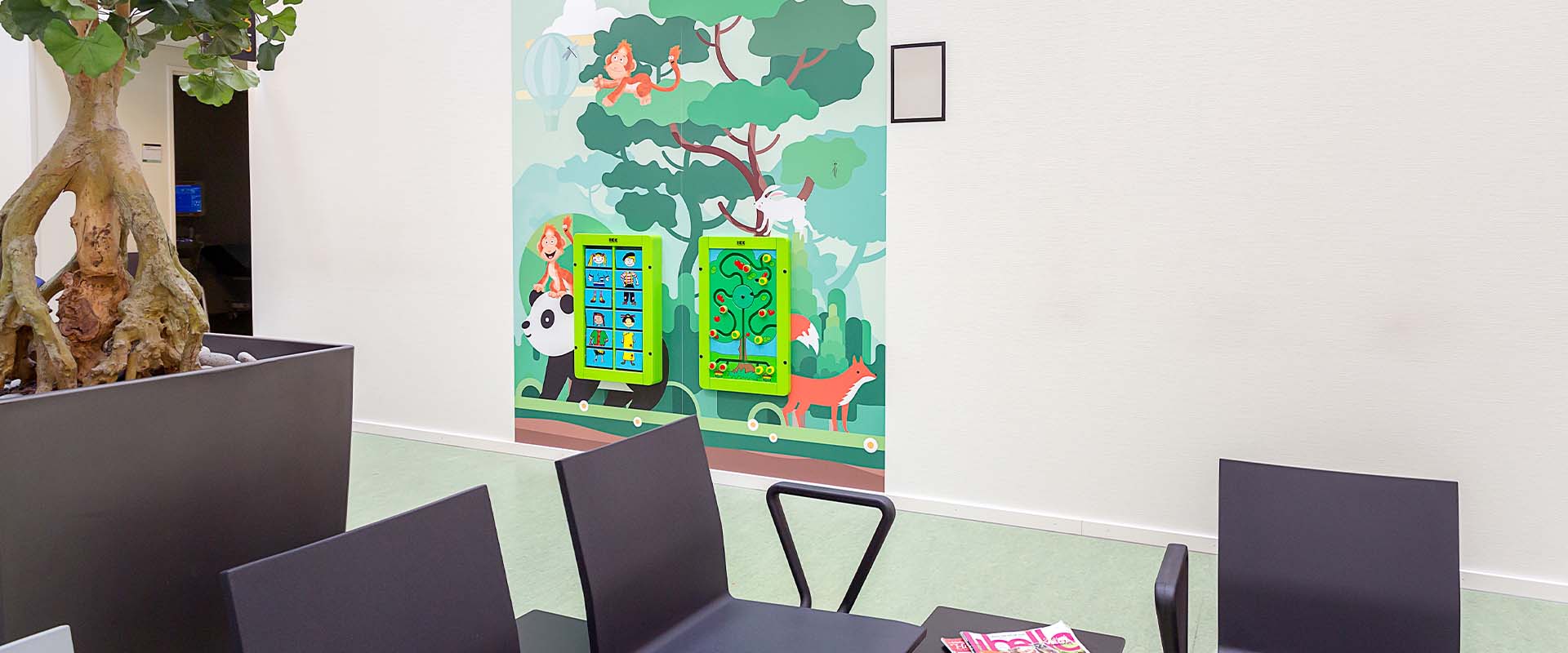 Aangenaam wachten in uw wachtkamer door een kinderhoek Aangenaam wachten in uw wachtkamer door een kinderhoek