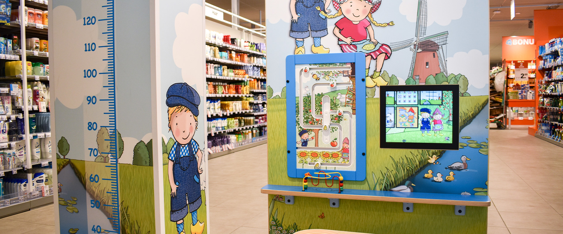 supermarkt Albert Heijn speelhoek in Maldegem met Fien en Teun supermarkt Albert Heijn speelhoek in Maldegem met Fien en Teun