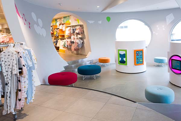 H&M Rotterdam speelhoek voor kinderen H&M Rotterdam speelhoek voor kinderen